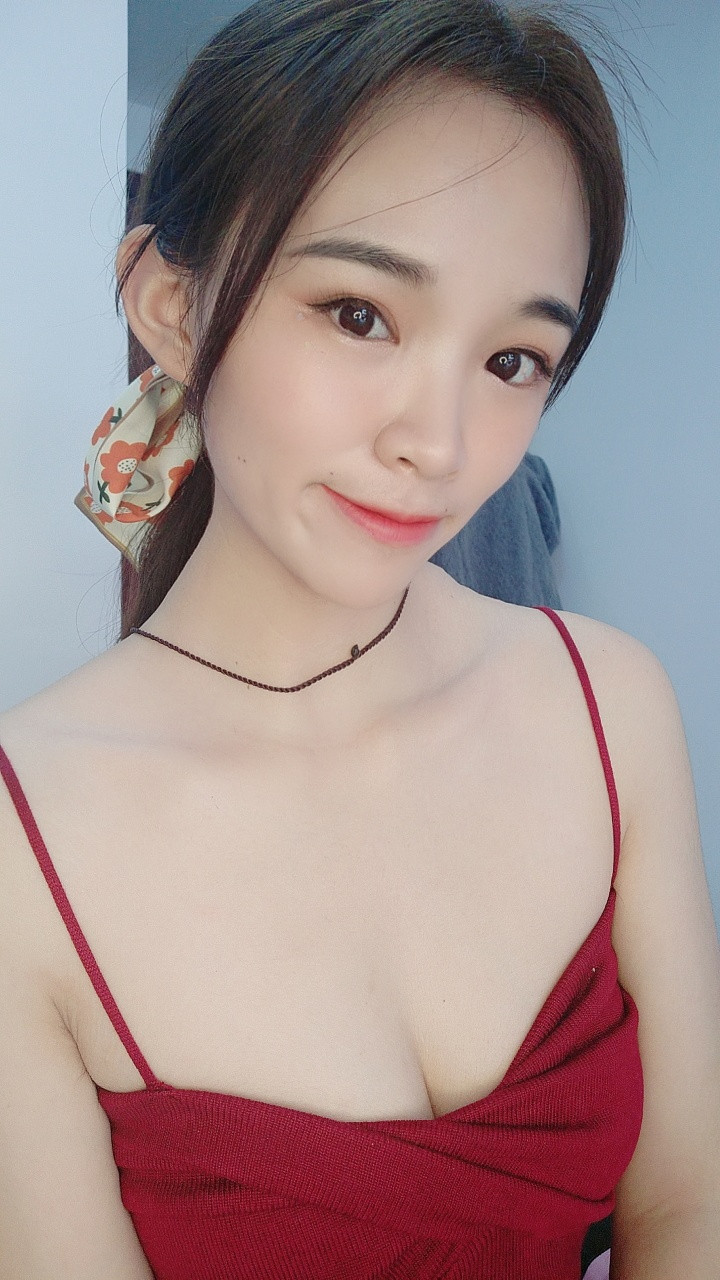 龙华小清纯蔚蔚